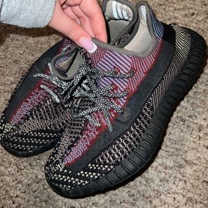 Yeezy Boost 350 V2 Yecheil (Non-Reflective